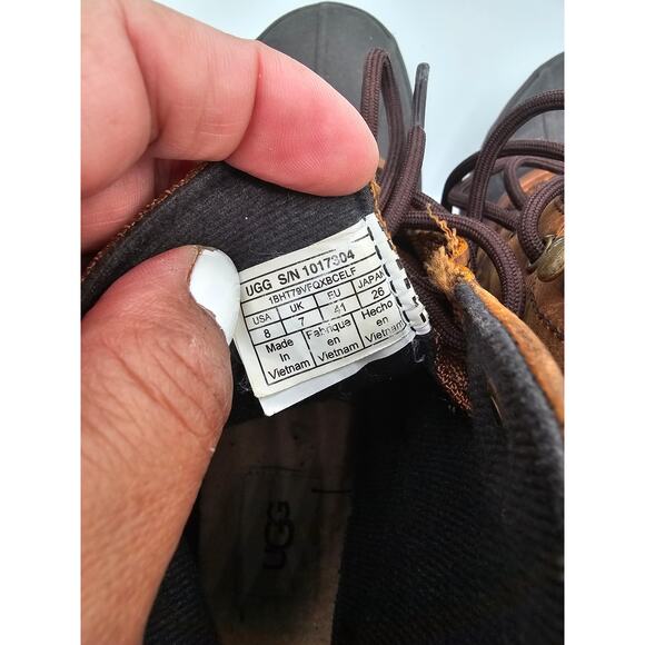 UGG Zetik Waterproof Duck Boots -Chestnut Leather -Men’s US 8 - Picture 9 of 10